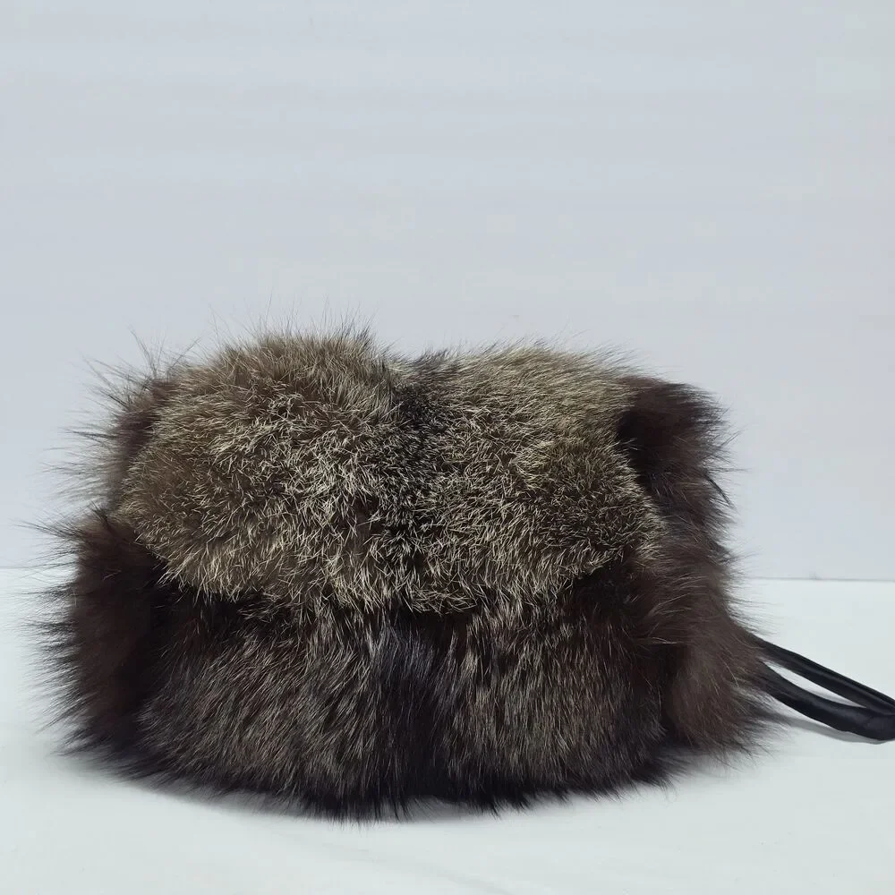 Vintage Real Fox Fur Ladies Hand Muff Satin Lining Wrist Strap Zip Pocket Inside